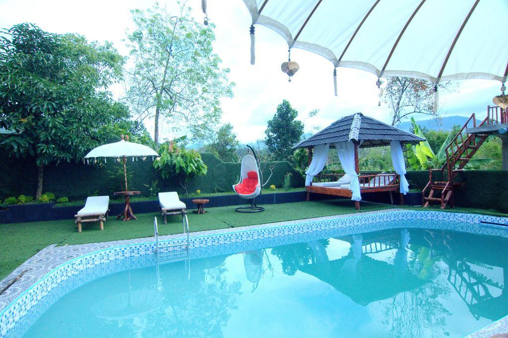 Lorent La Villa Padang  Exterior foto